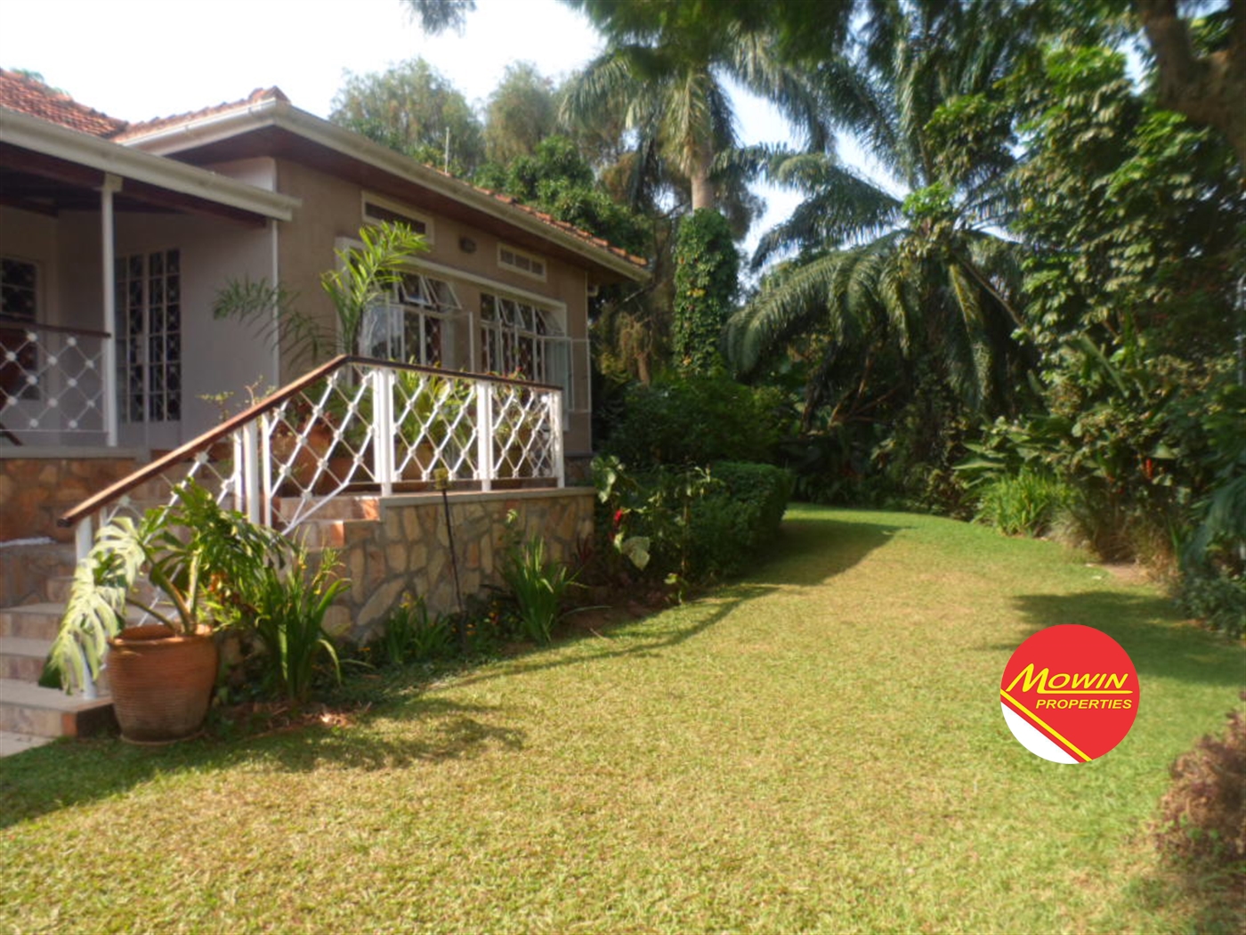 Bungalow for sale in Muyenga Kampala