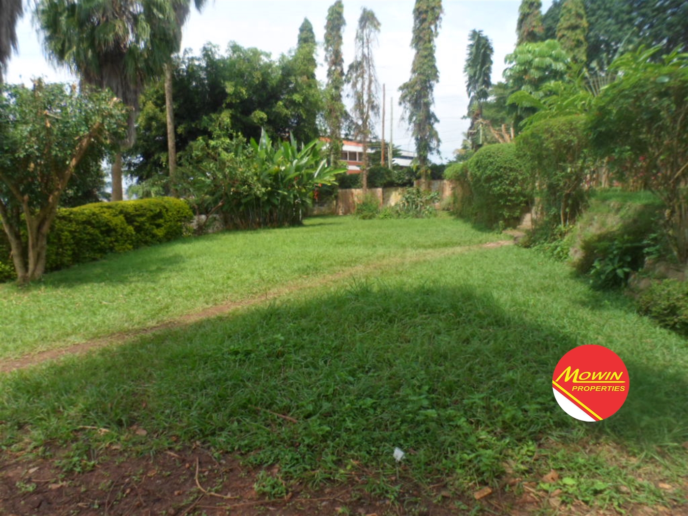 Storeyed house for rent in Muyenga Kampala