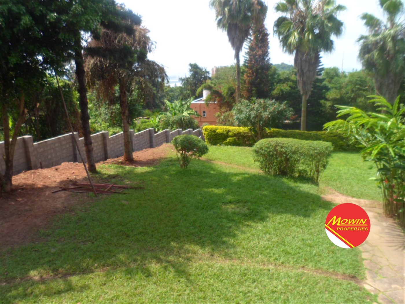 Storeyed house for rent in Muyenga Kampala