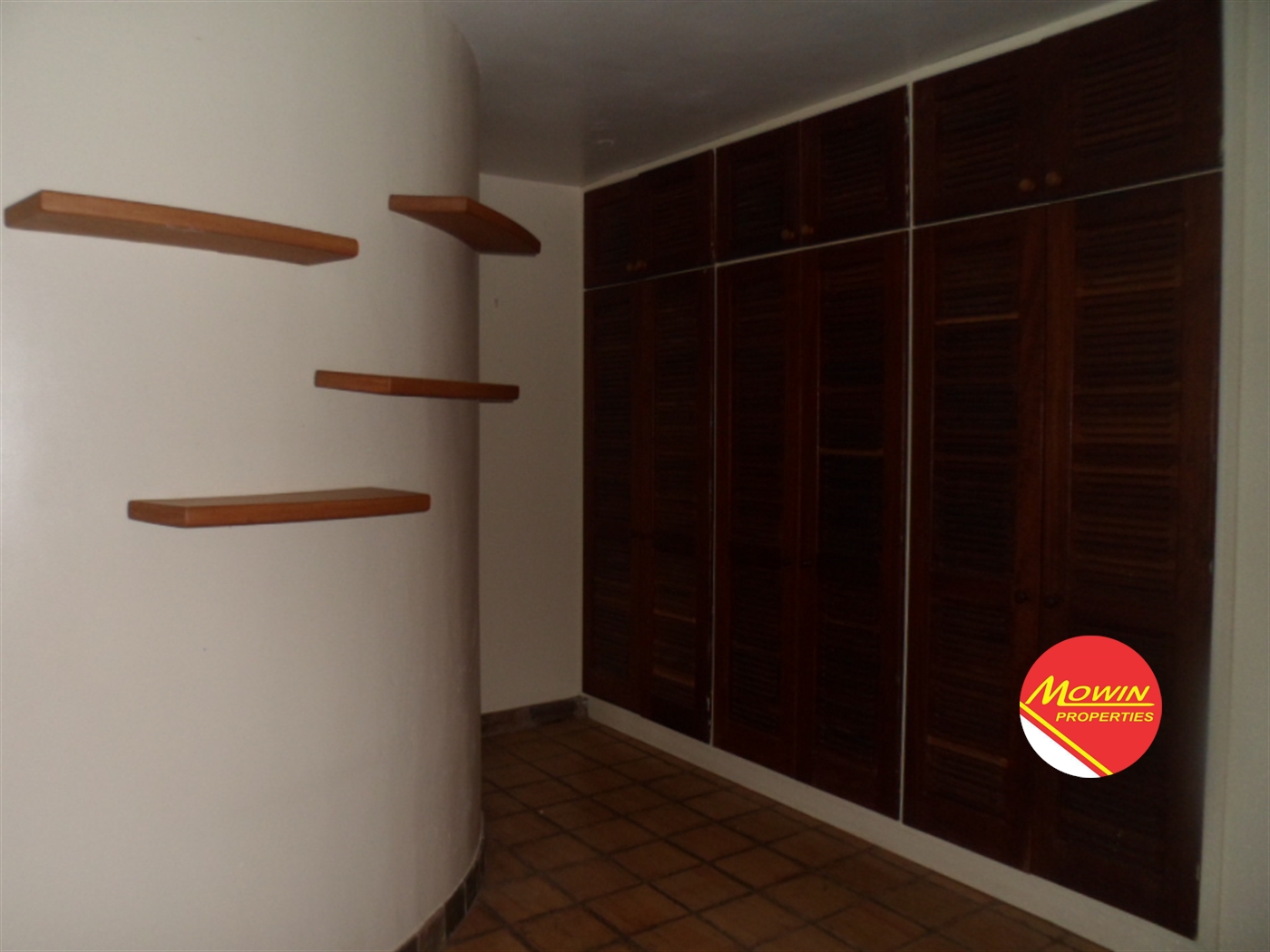 Storeyed house for rent in Muyenga Kampala