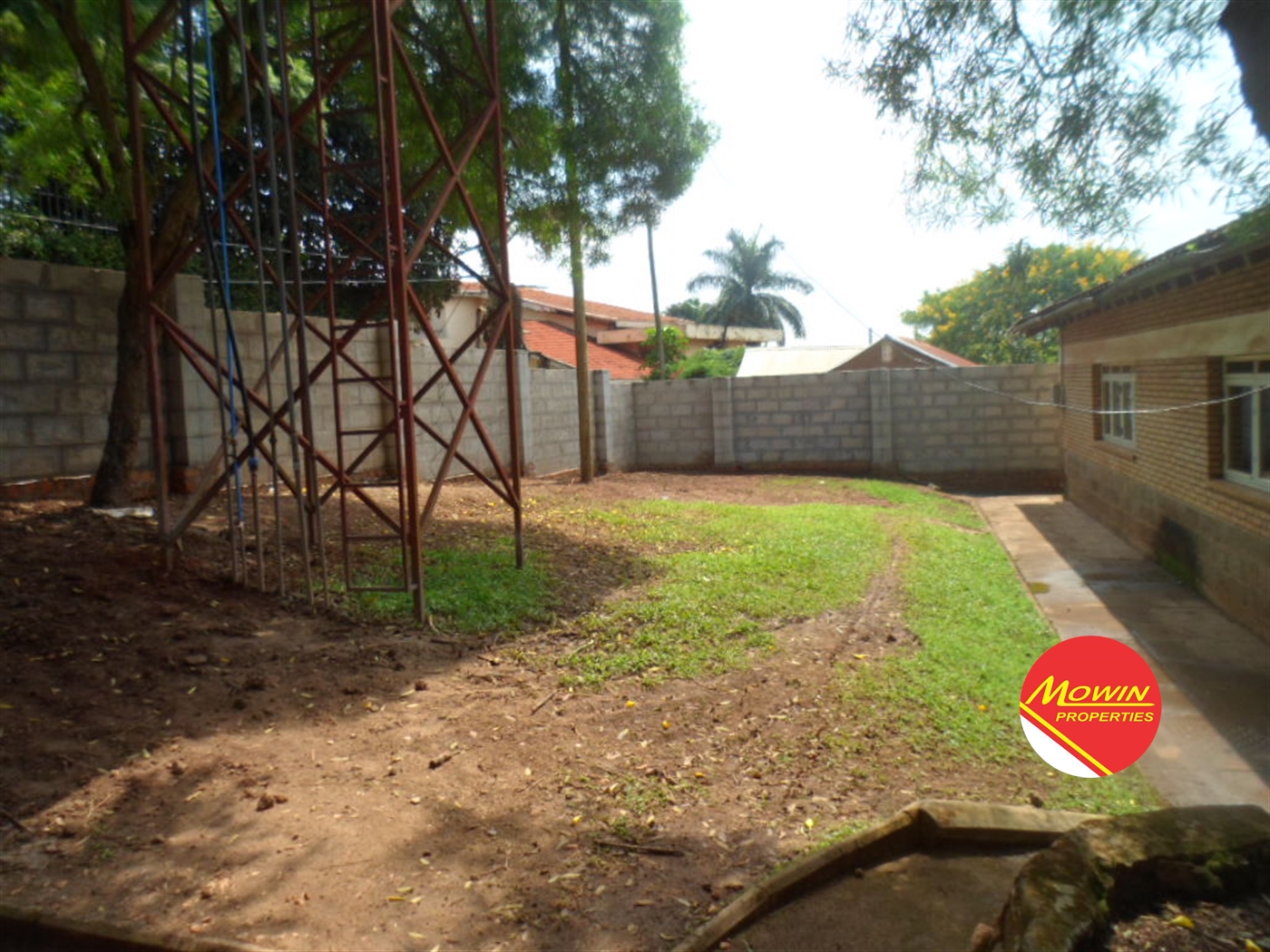 Storeyed house for rent in Muyenga Kampala