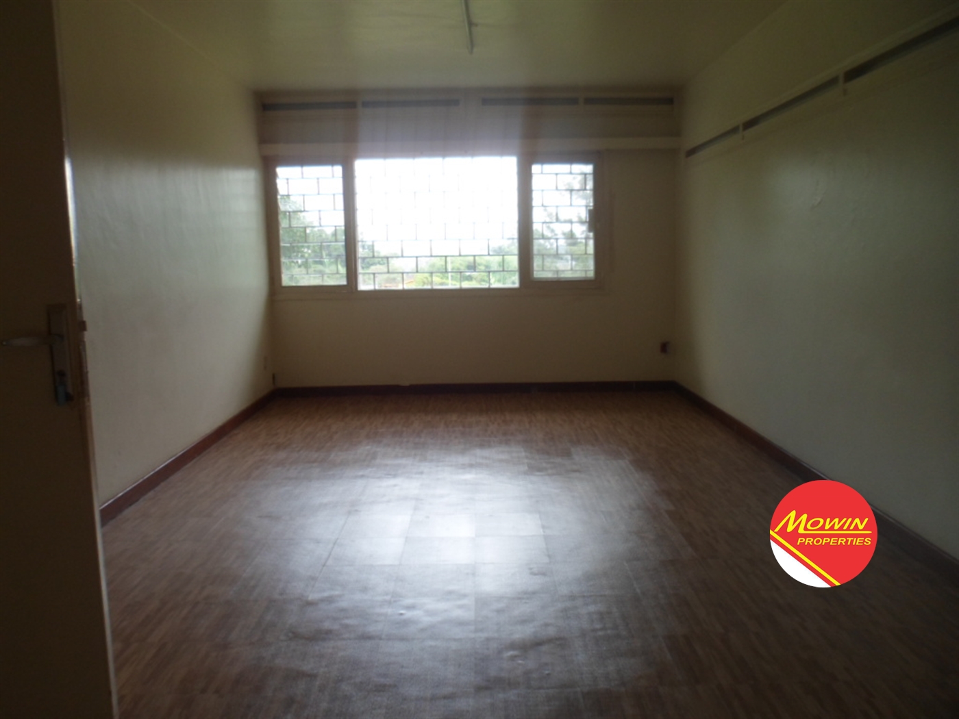 Bungalow for rent in Kololo Kampala