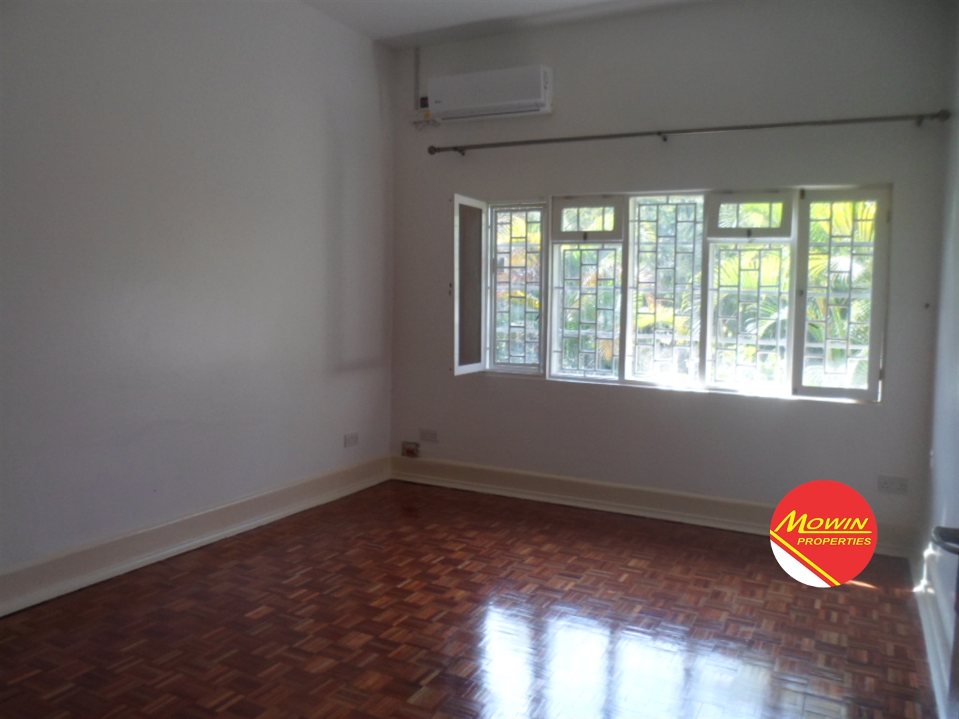 Bungalow for rent in Kololo Kampala