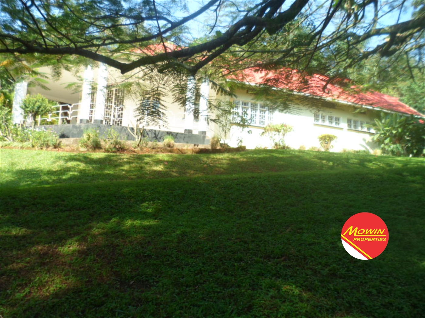 Bungalow for rent in Kololo Kampala