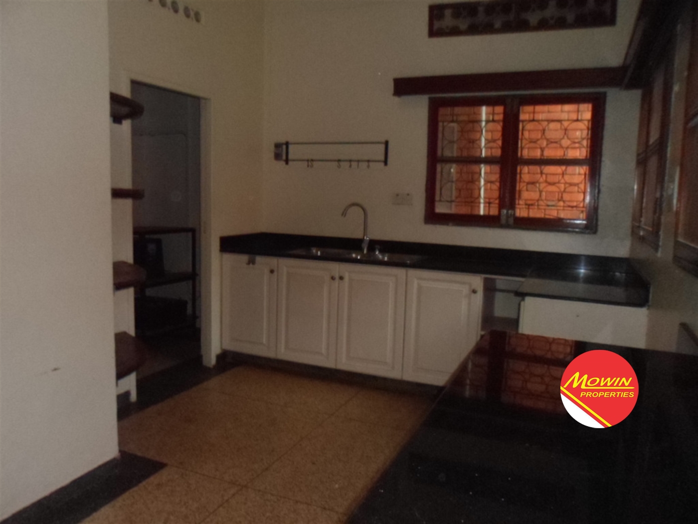 Bungalow for rent in Mbuya Kampala