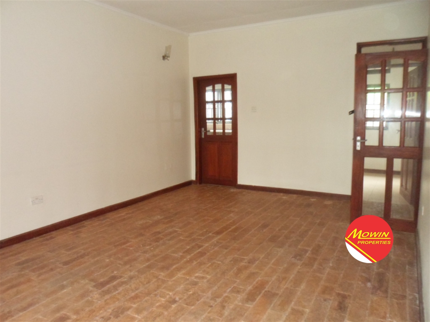 Bungalow for rent in Kololo Kampala