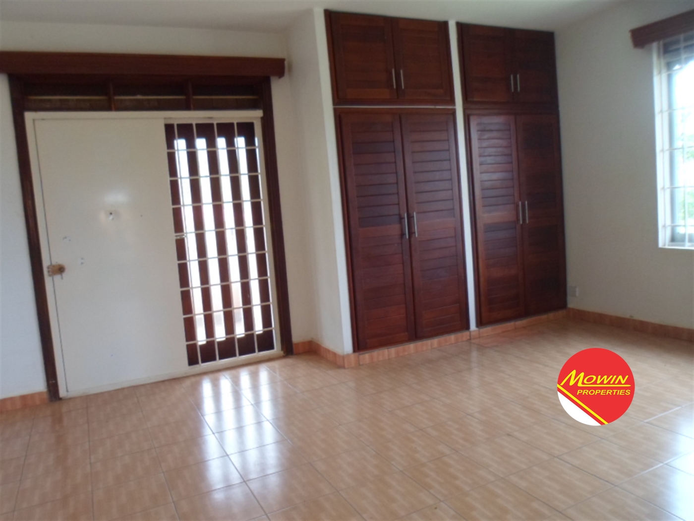 Storeyed house for rent in Muyenga Kampala