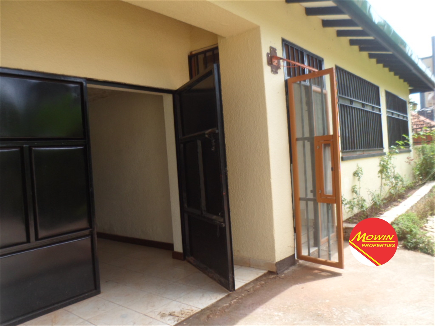 Storeyed house for rent in Kololo Kampala