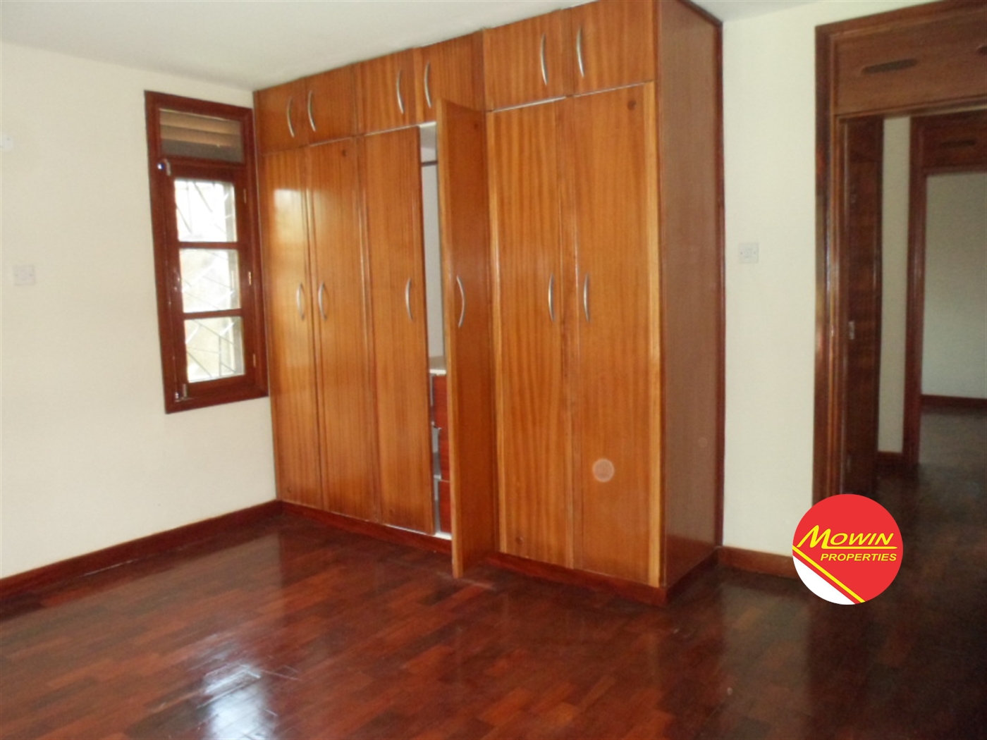 Storeyed house for rent in Bugoloobi Kampala