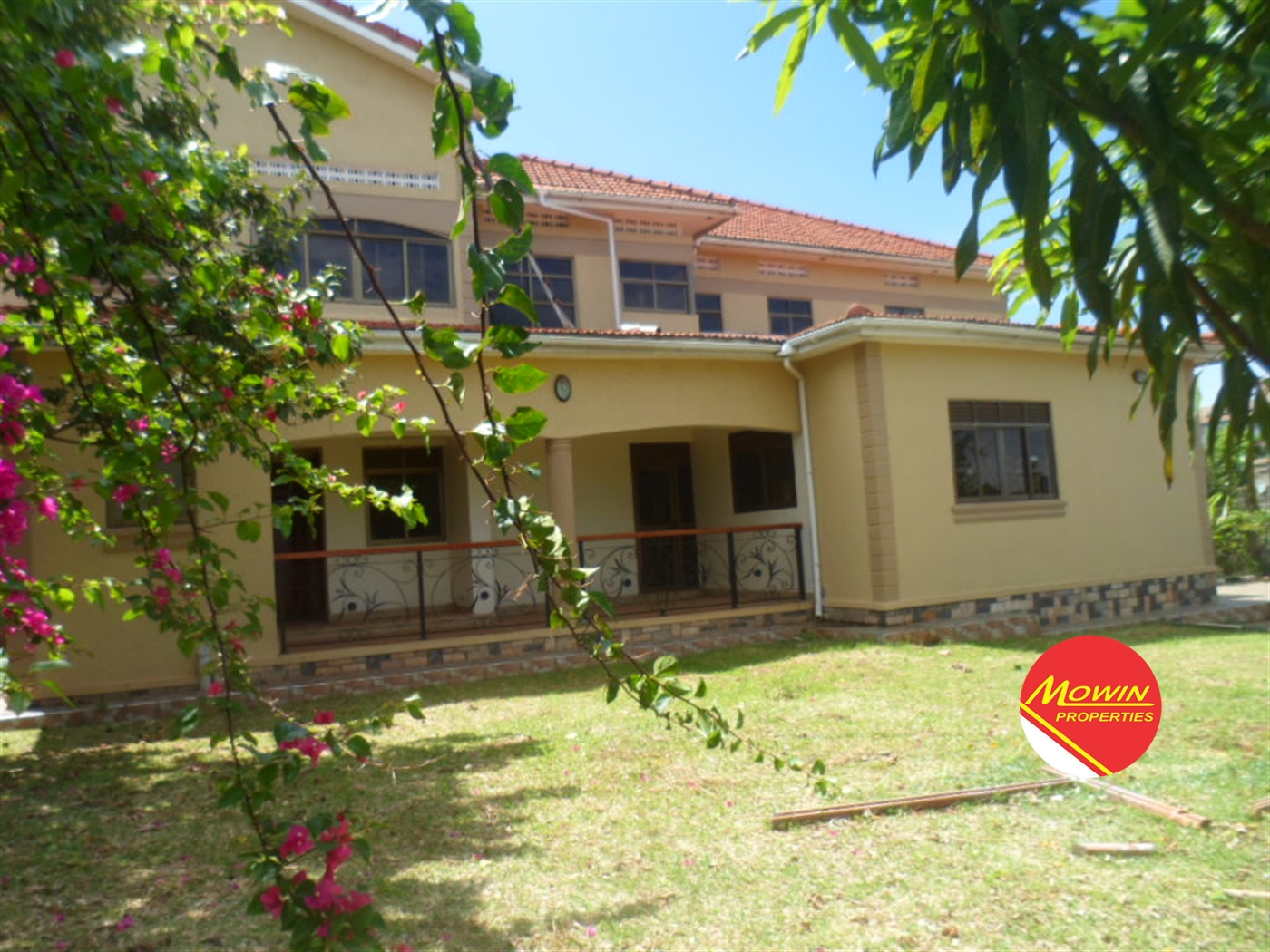 Storeyed house for rent in Lubowa Wakiso