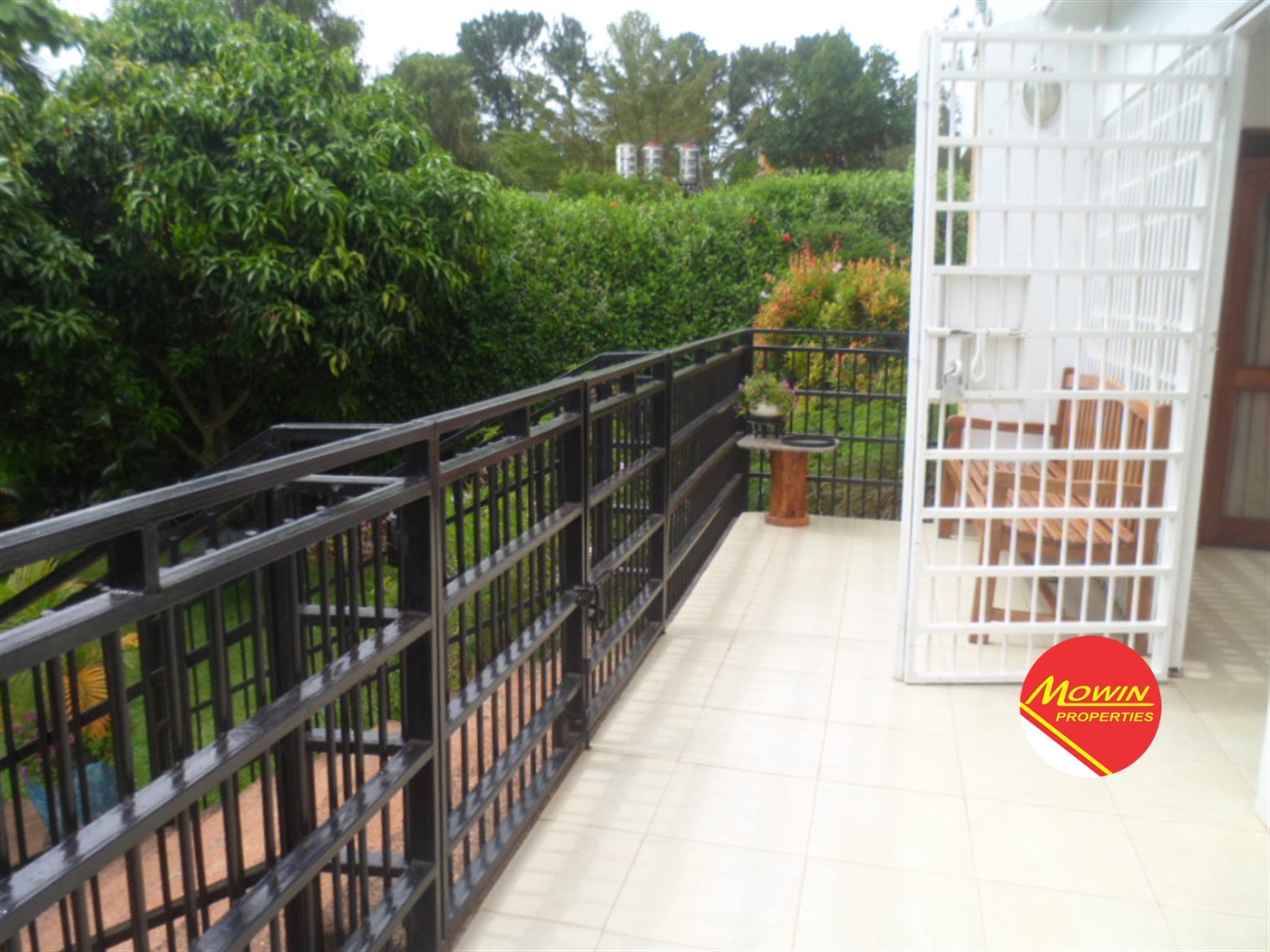 Bungalow for rent in Kisugu Kampala