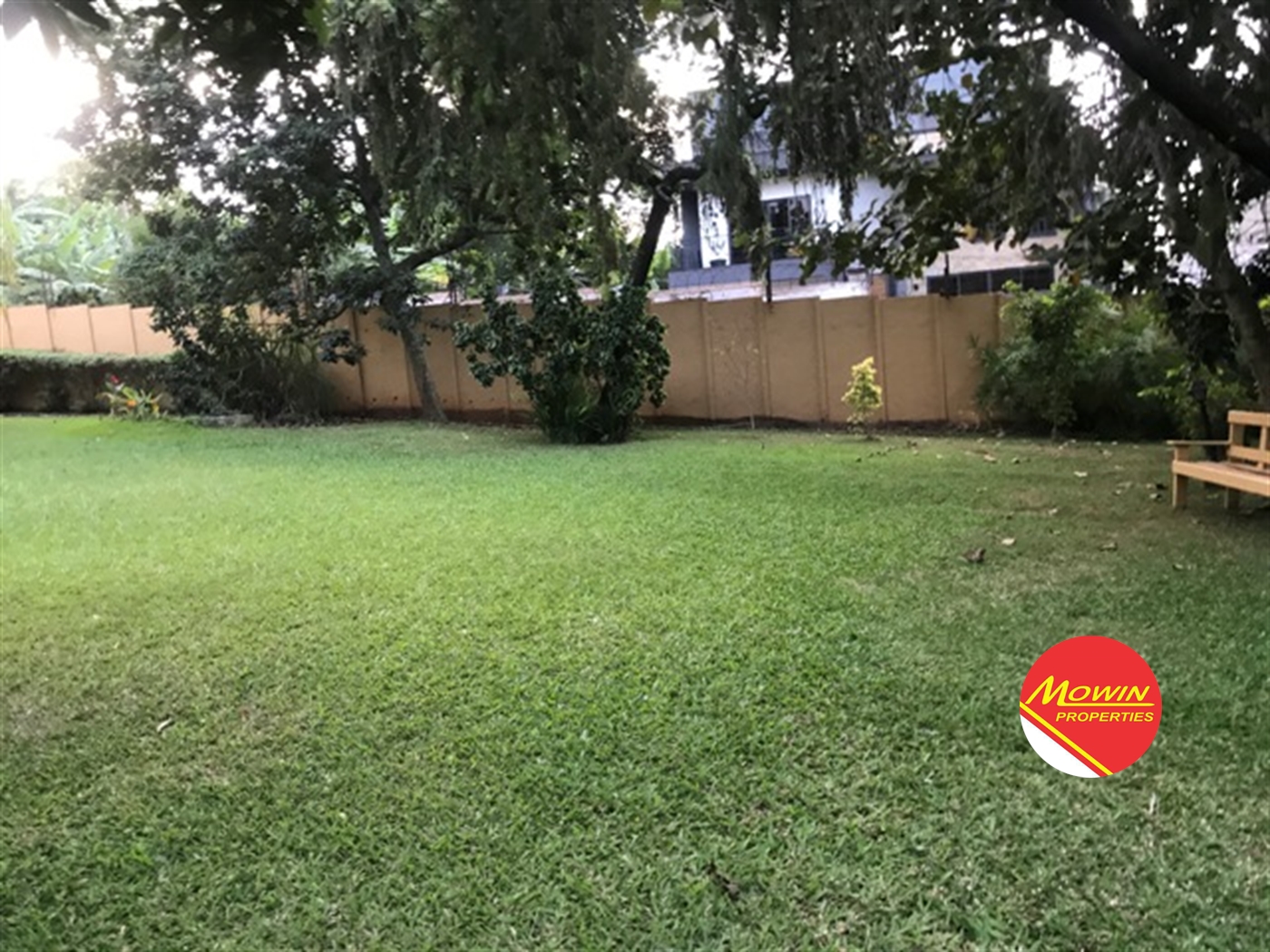 Bungalow for rent in Kisugu Kampala