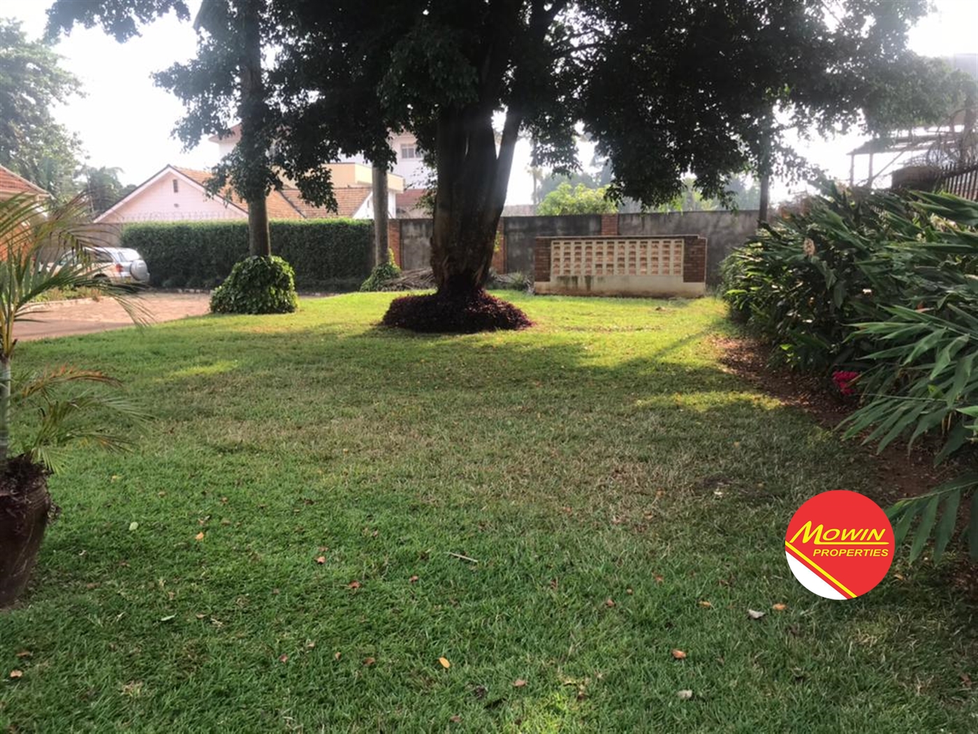 Bungalow for rent in Kololo Kampala