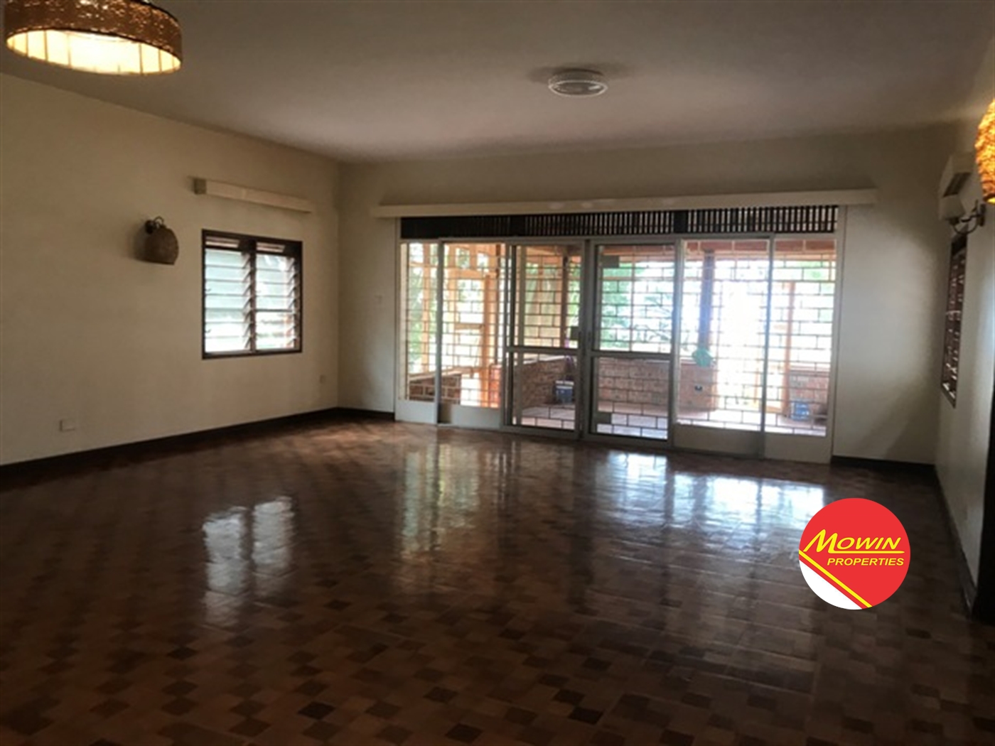 Bungalow for rent in Mbuya Kampala