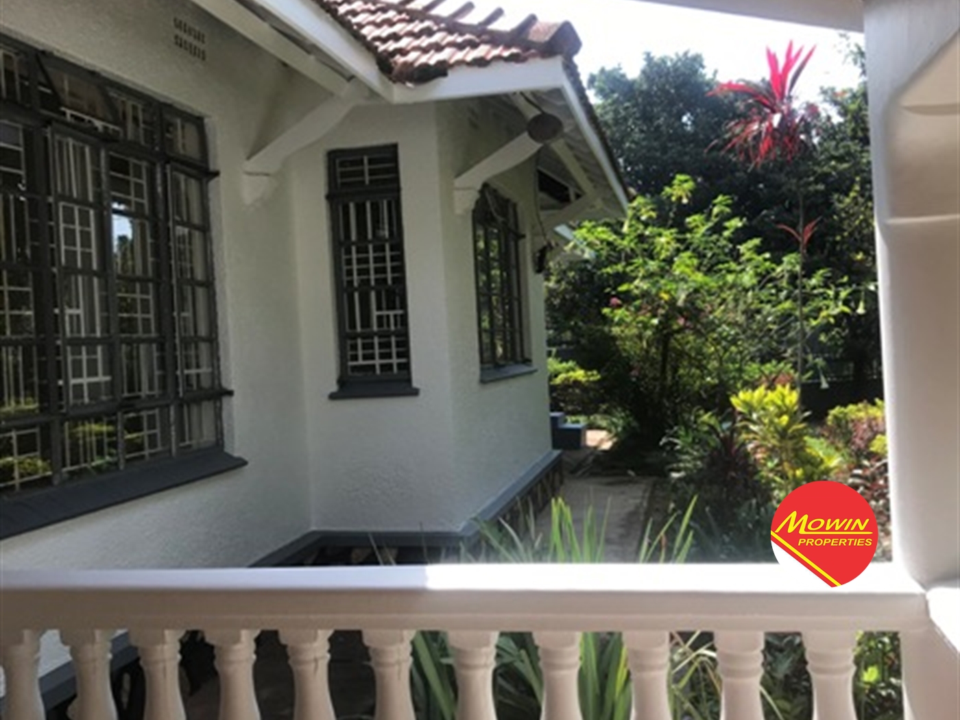 Bungalow for rent in Kololo Kampala