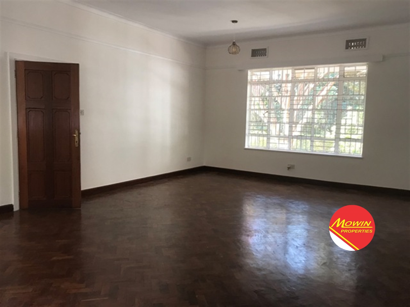 Bungalow for rent in Kololo Kampala