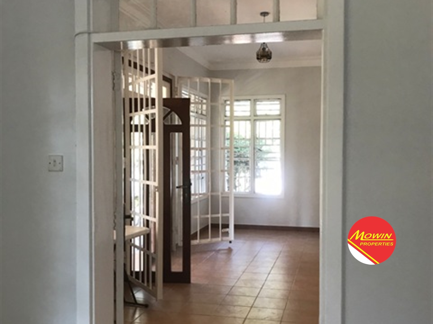 Bungalow for rent in Kololo Kampala