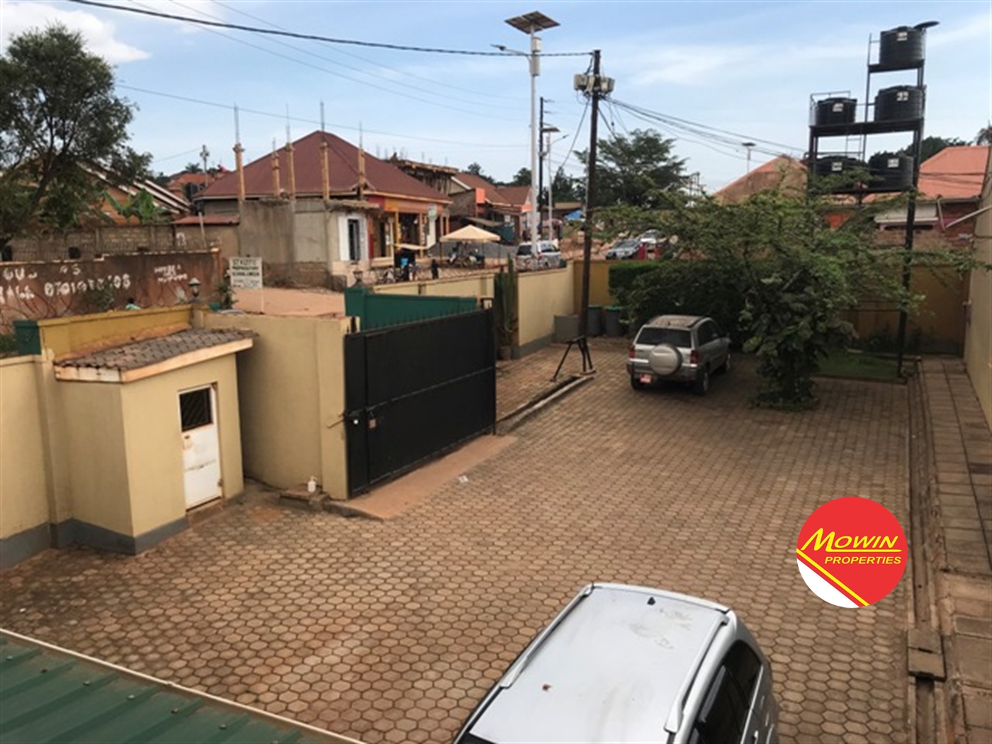 Semi Detached for rent in Lweza Kampala