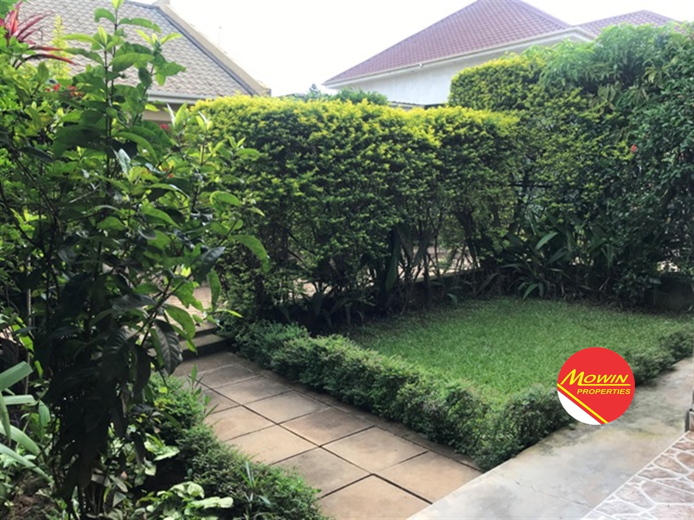 Semi Detached for rent in Lweza Kampala