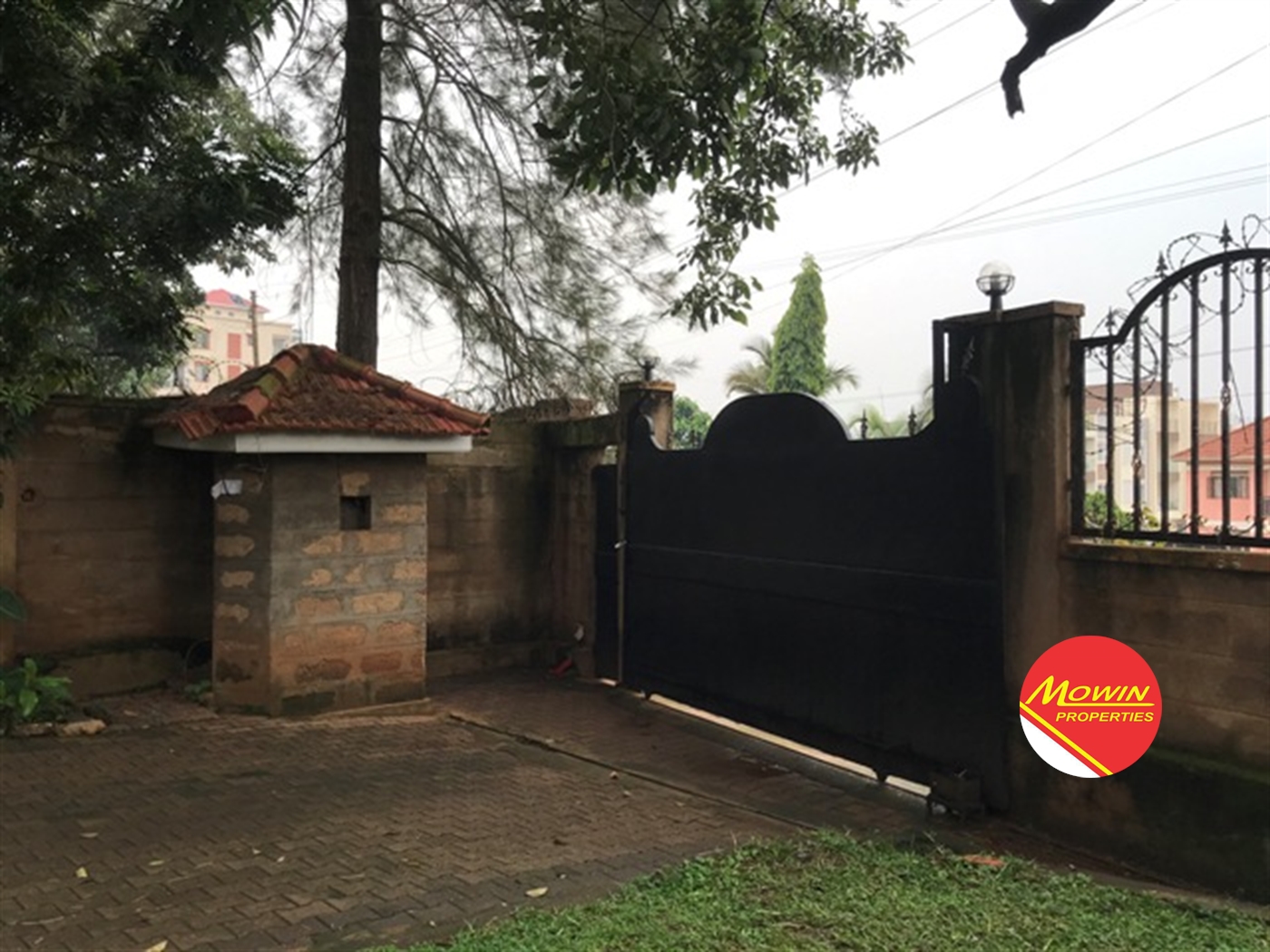 Storeyed house for rent in Muyenga Kampala