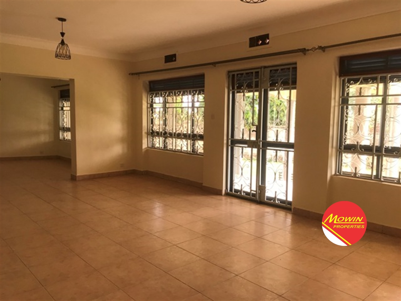 Bungalow for rent in Muyenga Kampala