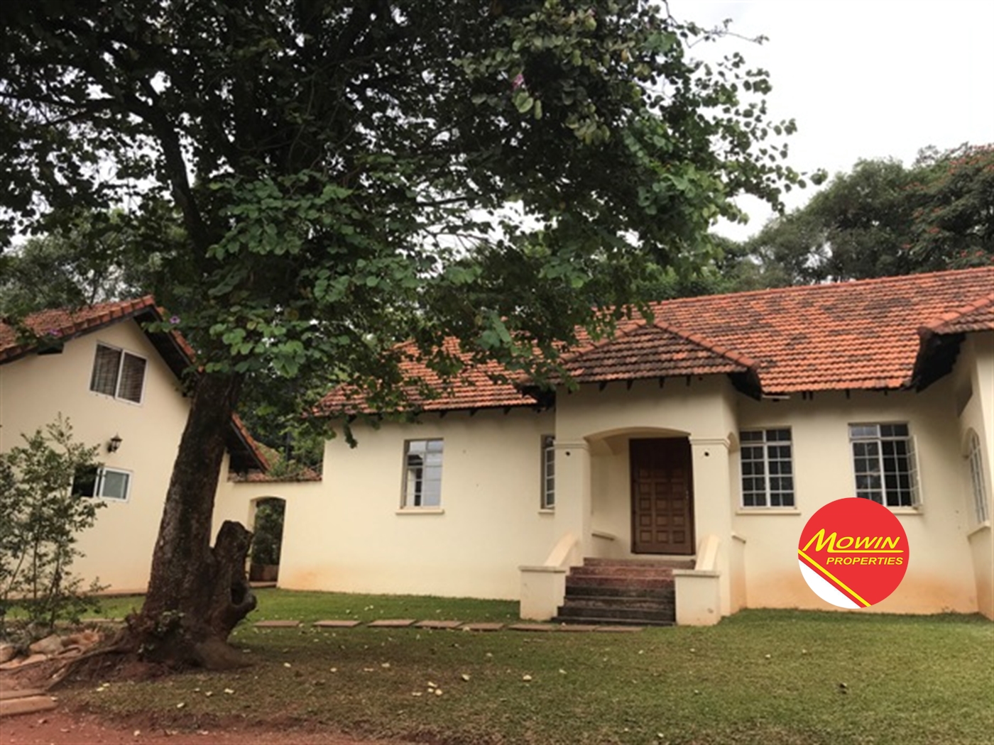 Bungalow for rent in Kololo Kampala