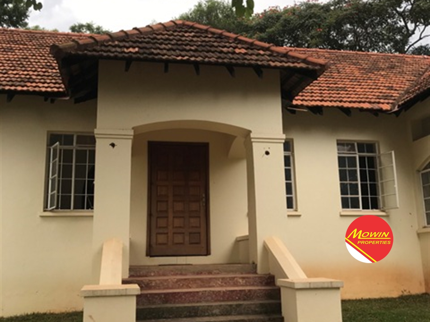 Bungalow for rent in Kololo Kampala