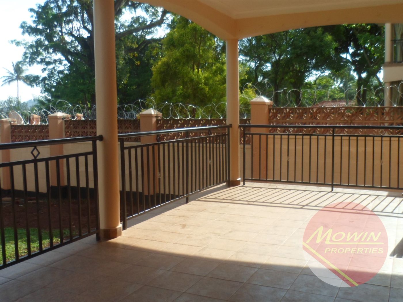 Villa for rent in Mbuya Kampala