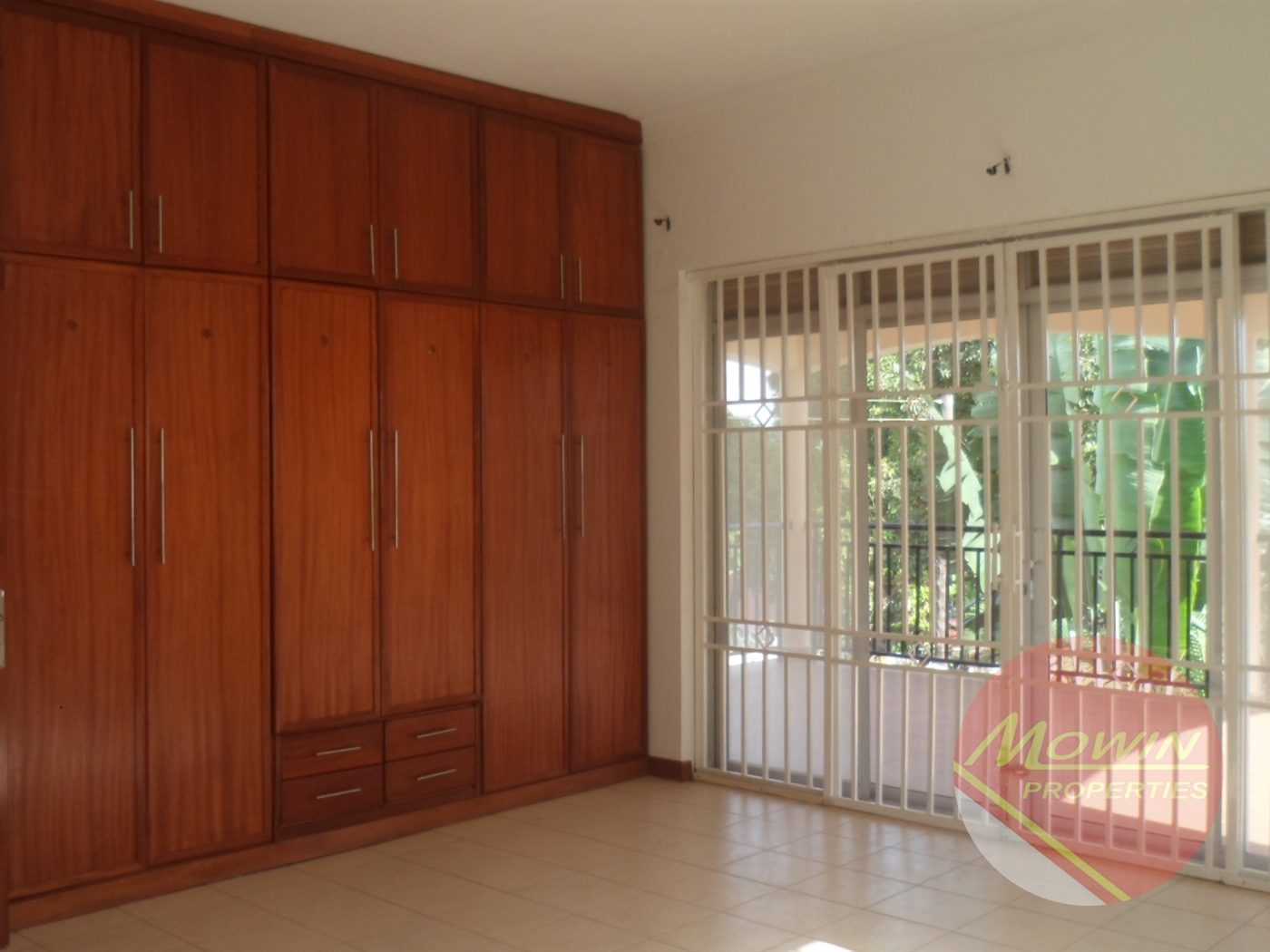 Villa for rent in Mbuya Kampala