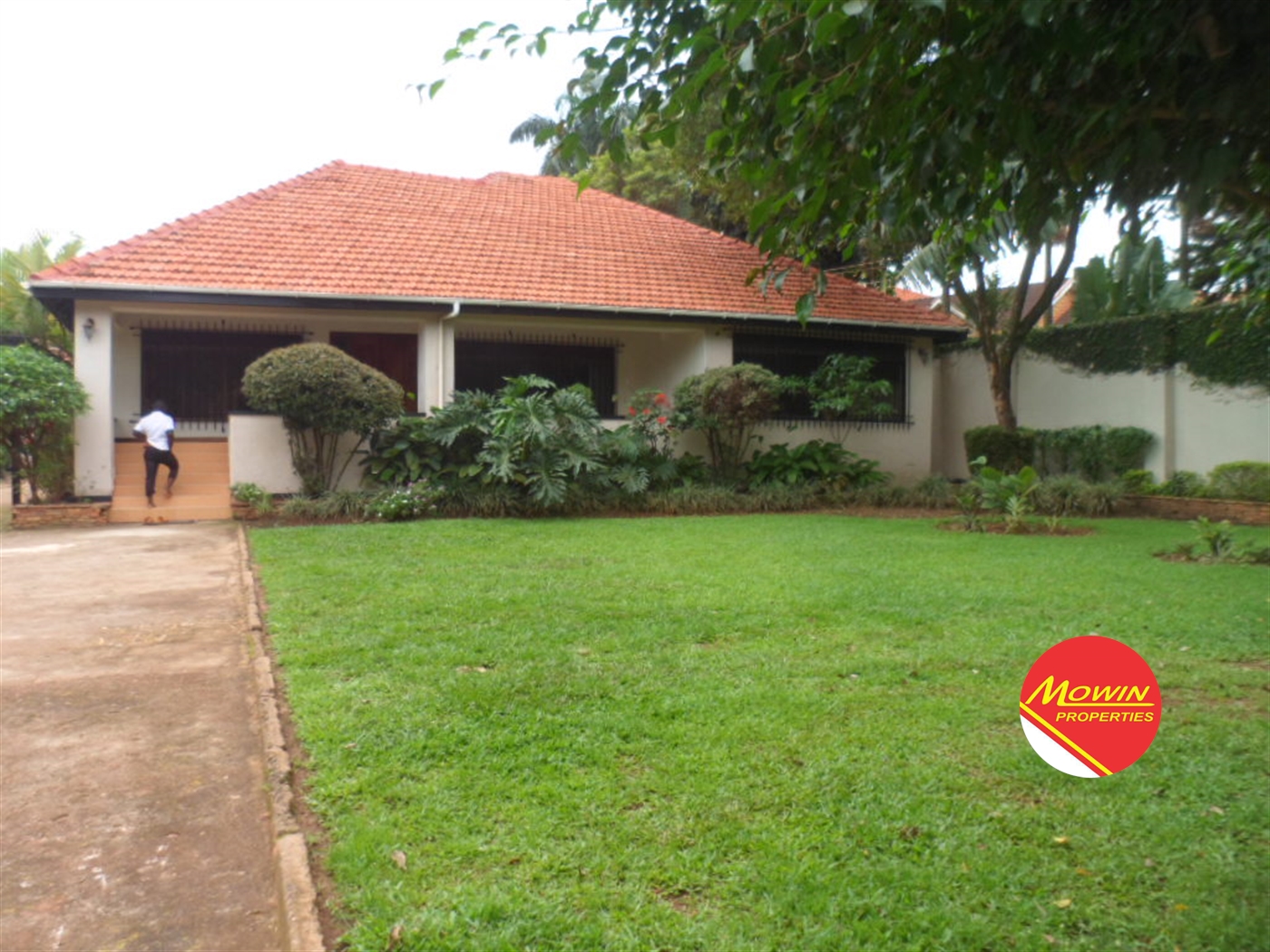 Bungalow for rent in Naguru Kampala