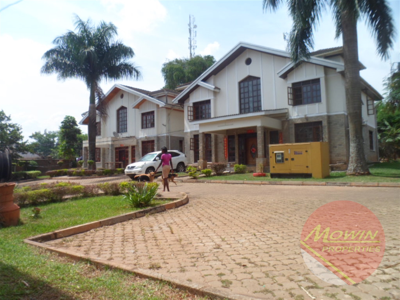 Storeyed house for rent in Bugoloobi Kampala