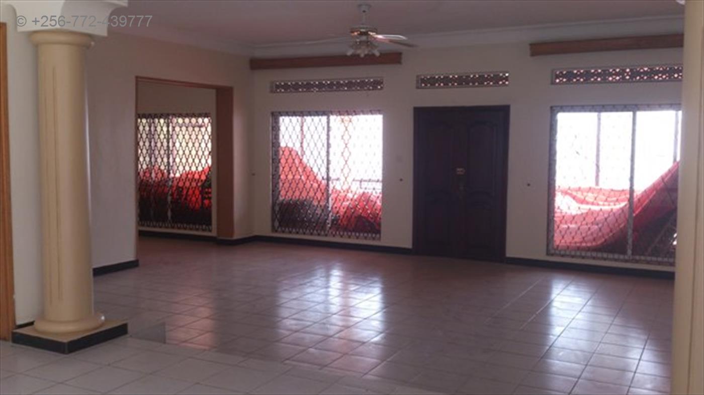 Bungalow for rent in Muyenga Kampala