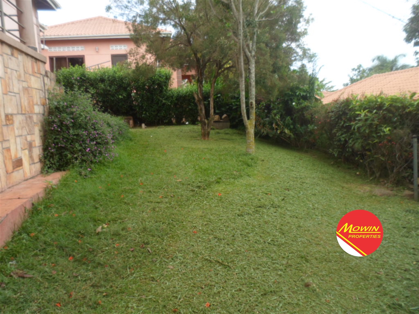 Bungalow for rent in Bwebajja Wakiso