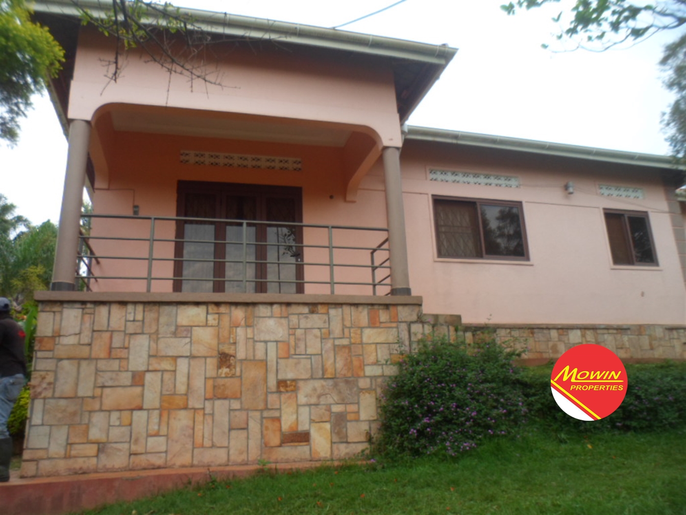 Bungalow for rent in Bwebajja Wakiso