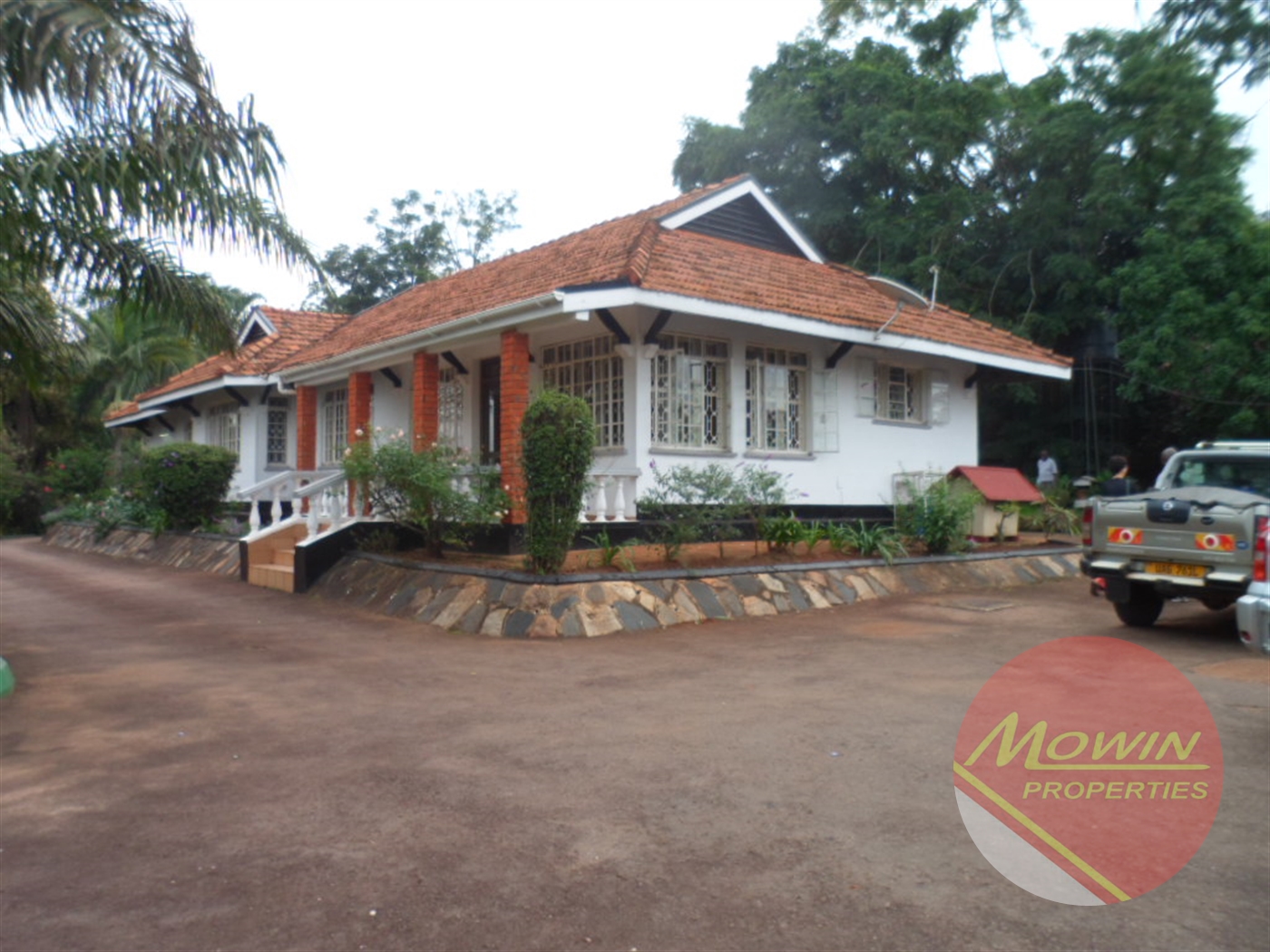 Bungalow for rent in Kololo Kampala