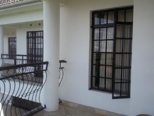 Mansion for rent in Muyenga Kampala