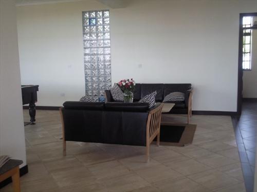 Mansion for rent in Muyenga Kampala