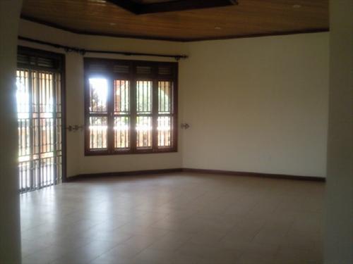 Bungalow for rent in Munyonyo Kampala