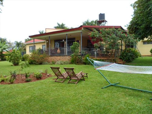 Bungalow for rent in Bugoloobi Kampala