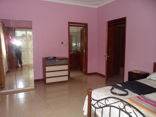 Villa for rent in Ggaba Kampala