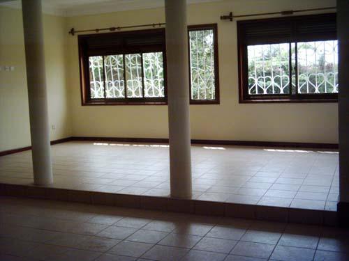 Bungalow for rent in Muyenga Kampala